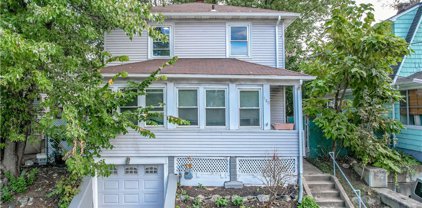 180 Warwick Avenue, Cranston