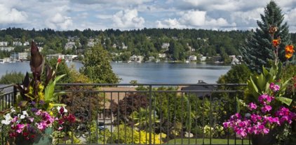 4626 95th Avenue NE, Yarrow Point