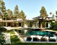 1061  Loma Vista Dr, Beverly Hills image
