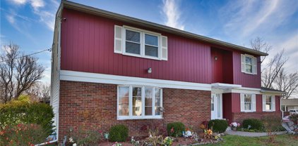 69 Temple Road, Henrietta