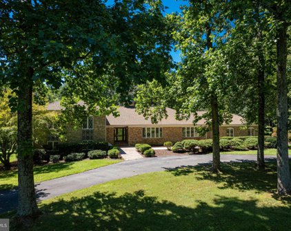 1020 Carson Dr, Huntingtown