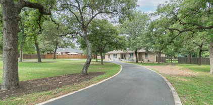 305 Forest Country Dr, La Vernia