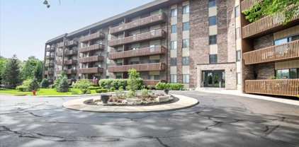 120 Lakeview Drive Unit #212, Bloomingdale