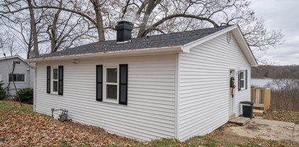 932 Graham Lake Terrace, Battle Creek