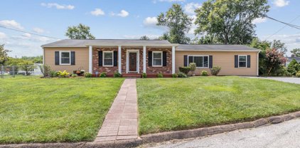 8256 Riviera Dr, Severn