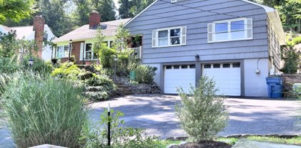 345 Forest Hill Way, Mountainside Boro