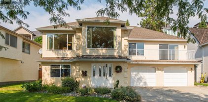 574 Spruceview Place, Kelowna
