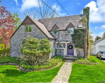 305 Girard  Avenue, East Aurora-Village-142401