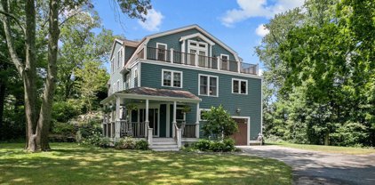 15 Cliff Dr, Bristol