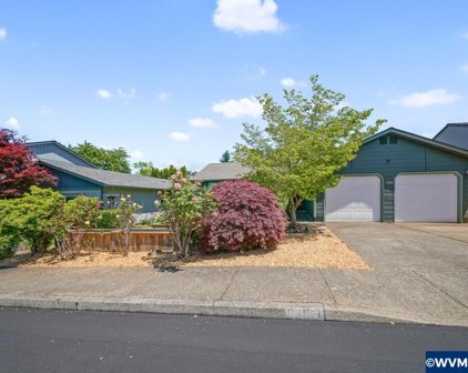 5548 Fernbrook Ct