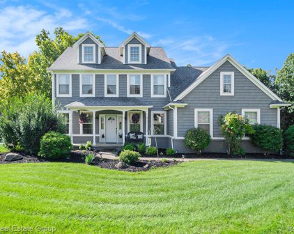 3161 Applewood, Fenton