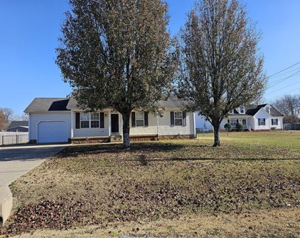 7430 Appomattox Dr, Murfreesboro
