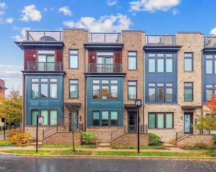 162 Winsome Cir, Bethesda