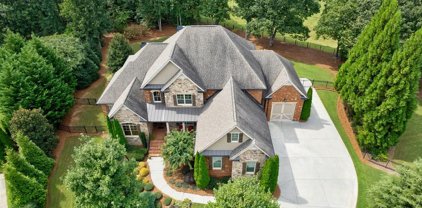 990 Cascade Run Court, Suwanee