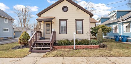 214 Grand Avenue, Aurora