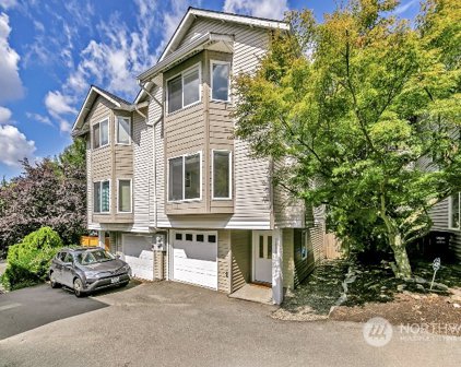 12730 35th Avenue NE Unit #B, Seattle