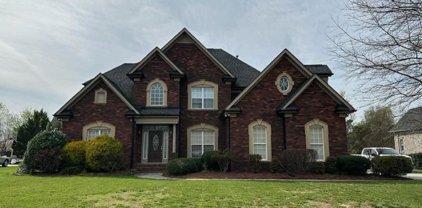5507 Two Iron  Drive, Matthews