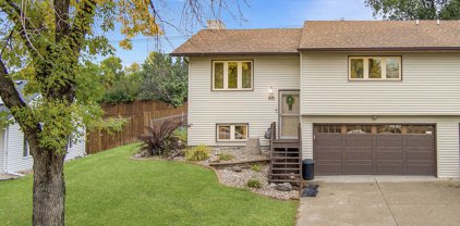626 W Turnpike Avenue, Bismarck