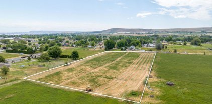 NKA E Cochran Rd, Kennewick