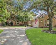3911 Abbeywood Drive, Pearland image