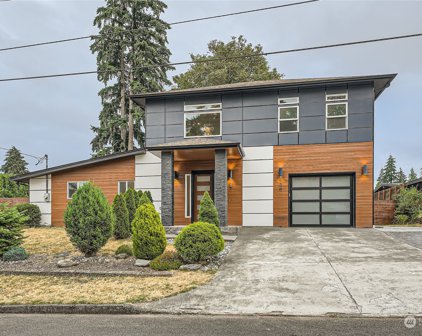 430 167th Avenue SE, Bellevue