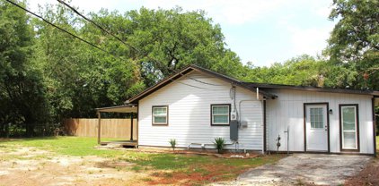 1160 N 11th St, Silsbee
