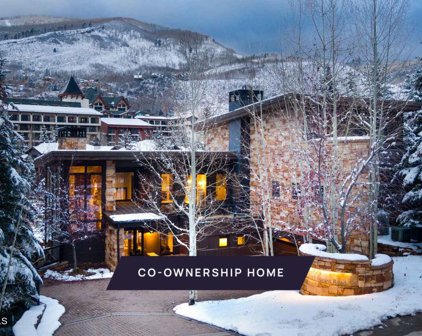 745 Forest Road B, Vail