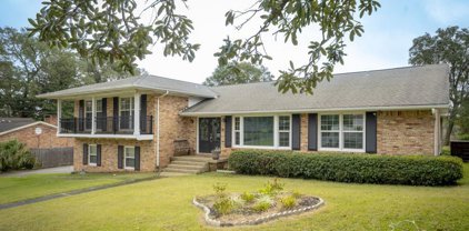 8910 Scenic Hills Dr, Pensacola
