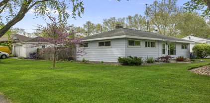 2514 Monroe Avenue NE, Grand Rapids