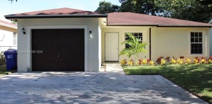 1574 Nw 7th Ln, Pompano Beach