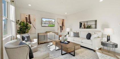 600 High Hill  Drive Unit #152, Monroe