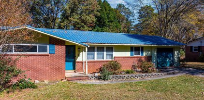 1369 19th Ne Avenue, Hickory