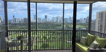 20301 W Country Club Dr Unit #2528, Aventura