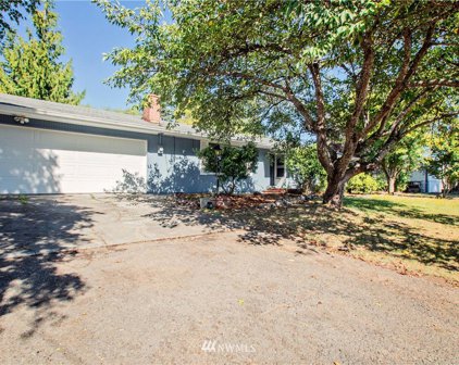 102 Hillcrest Drive, Elma