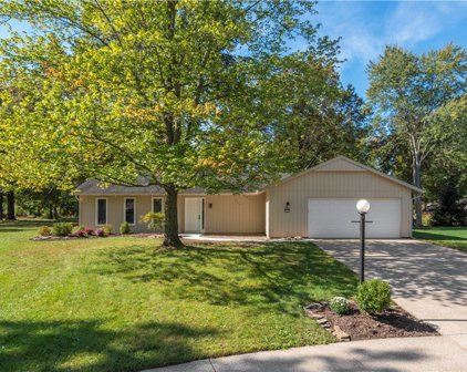 10776 Creek Stone Circle, Strongsville
