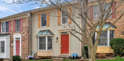 8625 Manahan Dr, Ellicott City