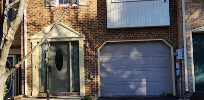 1013 Lindsay Ln, Hagerstown