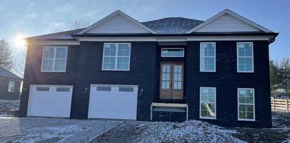 174 Eaglesnest, Taylorsville
