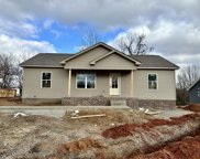 347A Jim Courtney Rd, Portland image