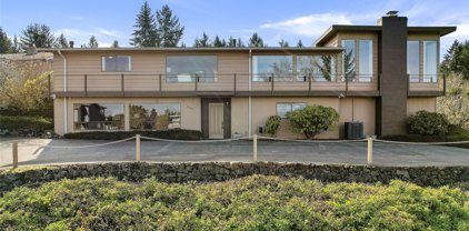 4301 Olympic Boulevard W, University Place