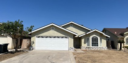 1821 17th, Delano