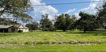 317 Wagon Wheel Trail, Angleton