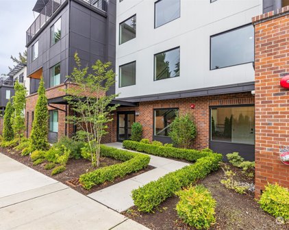 15548 NE 15th Place Unit #17, Bellevue