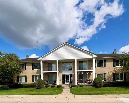37098 Camelot, Sterling Heights