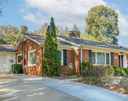 108 Oakwood  Street, Morganton