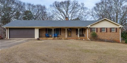 428 Lynne Circle, Alpharetta