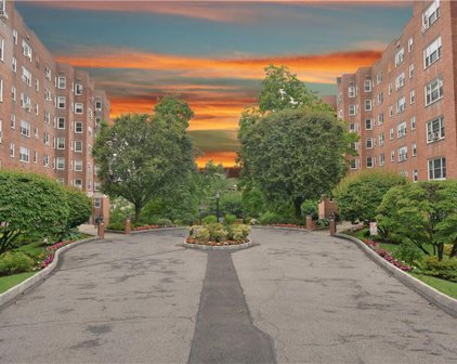 290 Collins Avenue Unit #6H, Mount Vernon