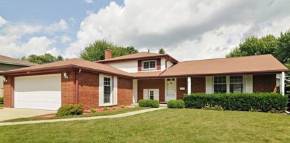 2011 N Elizabeth Drive, Arlington Heights