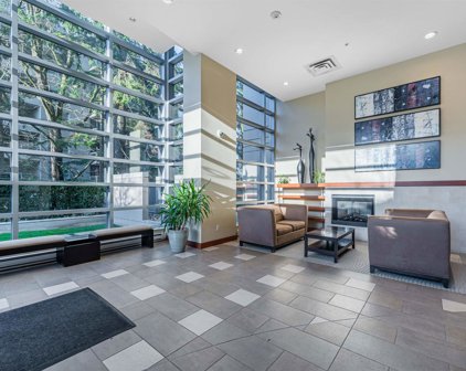 9266 University Crescent Unit 611, Burnaby
