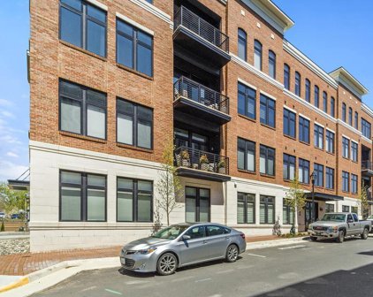 4 Stationmaster St Se Unit #201, Leesburg